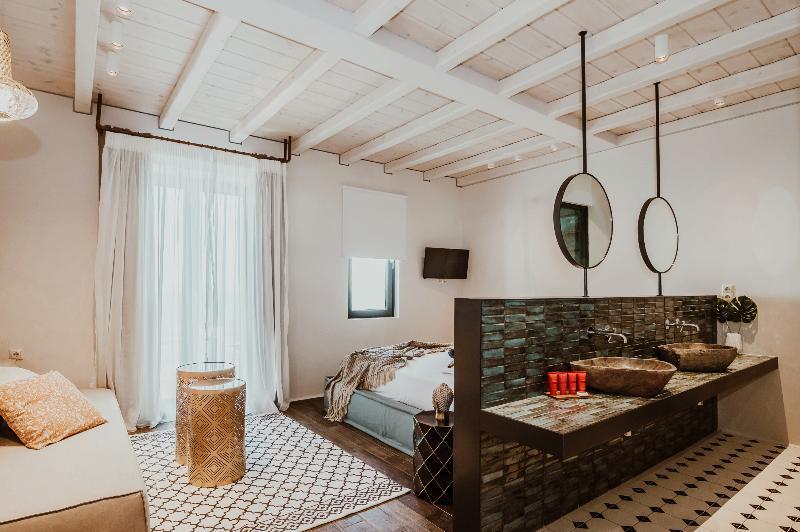 Maregold Mykonos Micro-boutique Suites, Adults Only Hotel Elia (Mykonos)